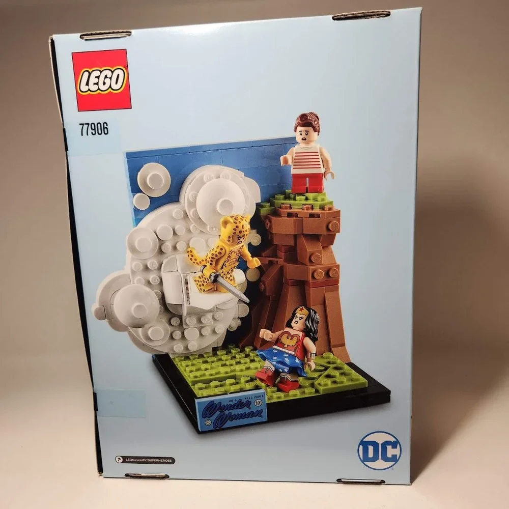 New SEALED RETIRED LEGO DC Comics Wonder Woman 77906 SDCC Exclusive comic con